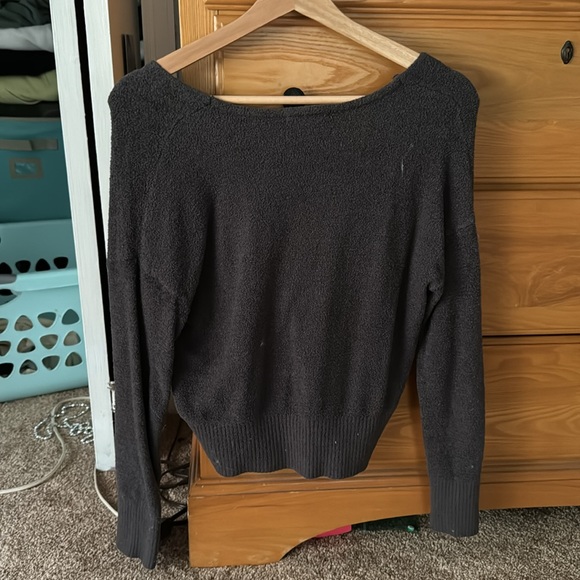 Full Tilt cropped button up sweater. - Picture 2 of 2